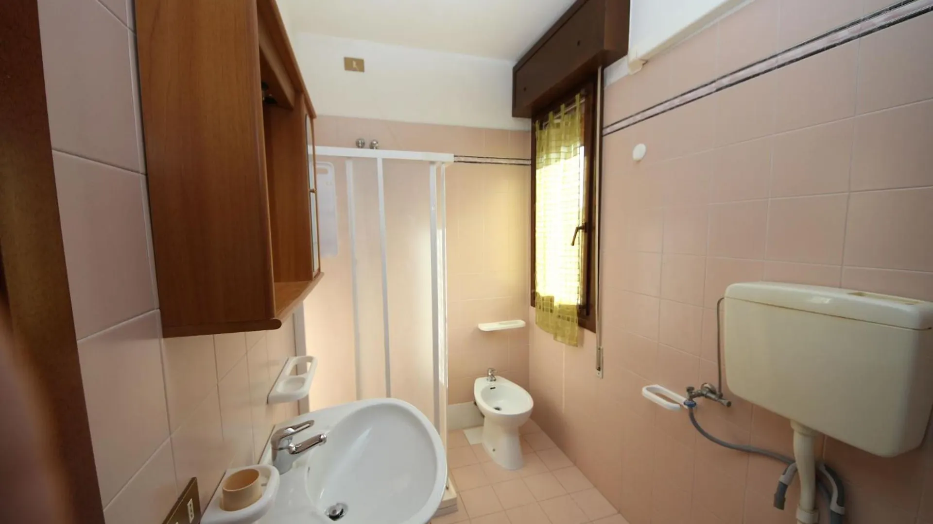 Cozy Apartment Near The Beach In Rosolina Mare